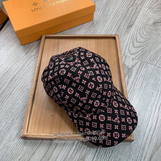 LV新品男士帽子 路易威登牛頭印花棒球帽鴨舌帽  mm1326